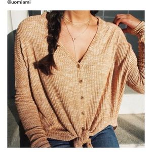 OFU JOJO OVERSIZED THERMAL BUTTON FRONT TOP